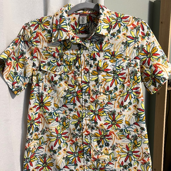 Stop Women’s Shifter Shirt size medium - Picture 1 of 8